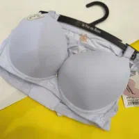 ست سوتین اسفنجی. و تک