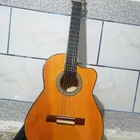 گیتار|گیتار، بیس، امپلیفایر|خان ببین, |دیوار