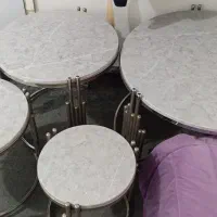 جلومبلی و سه عدد عسلی
