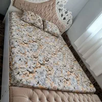 تخت و خواب
