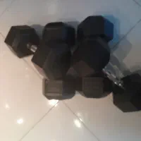 دمبل ۶ ضلعی یک جفت ۲۰ کیلو یک جفت ۱۵ کیلو