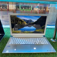 لپتاپ توشیبا بسیار تمیز و شیک