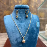 نیم ست بدون اجرت خرید از طلافروشی با مجوز رسمی‌