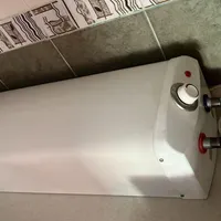 آبگرمکن برقی آزمون