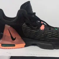 کفش ورزشی بسکتبال نایکی لبران ویتنس ۶