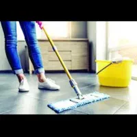 به یک خانم نیازمندیم