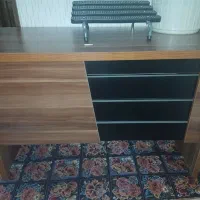 میز کامپیوتر و مطالعه در حد نو