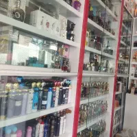 به یک نفر فروشنده اقا نیازمندیم