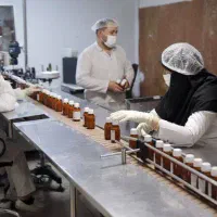 کارخانه دارویی،کارگرخانم آقا،راننده،موزع،لیفتراک|استخدام صنعتی، فنی، مهندسی|تهران, فلاح|دیوار