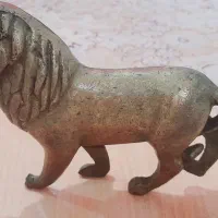 شیر برنز و مجسه ی فرعون