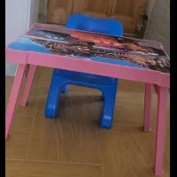 میز و صندلی کودک در حد نو