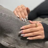 کاشت و ترمیم ناخن