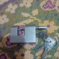 دو عدد قفل کتابی در حد نو