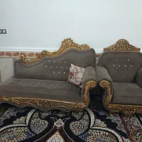 فروش مبل 7 نفر با گل میز  در حد نو