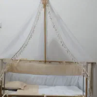 تخت کنار مادر چوبی|تخت و سرویس خواب|سقز, |دیوار