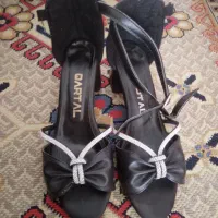 لباس و کفش و کیف