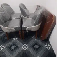 میز‌ناهار‌خوری‌‌ نو