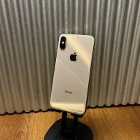 آیفون xs در حد نو