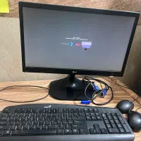 مانیتور و کیبورد