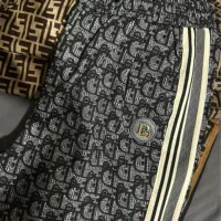 ست فندی|لباس|رشت, معلم|دیوار