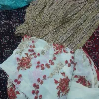 چند تیکه لباس در حد یک بار پوشیده شده|لباس|کرمانشاه, |دیوار
