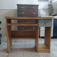 یک عدد میزکامپیوتر