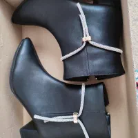 نیم بوت چرم نو|کیف، کفش، کمربند|کرمان, |دیوار