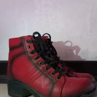 لباس و کفش و کیف|لباس|هشتگرد, فاز ۱ مهستان|دیوار