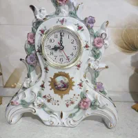 ساعت گلبرجسته. لیلی مجنون چینی