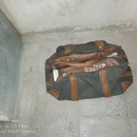 چمدان و ساک|کیف، کفش، کمربند|اندیشه, اندیشه فاز ۲|دیوار