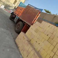 کارگر مصالح ساختمانی