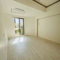 پاسداران ۱۶۰ متر ۳ خواب مستر نوساز تخلیه