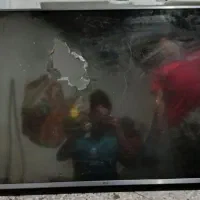 تلویزیون Lg49اینج صفحه شکسته