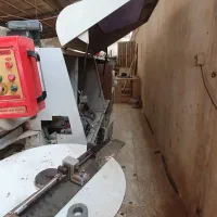 لبه چسبان میز راک