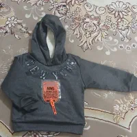 سویشرت بچگانه نو  و سایز۴۰ ..تک باقی مانده