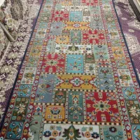 کناره بزرگ قالیچه گرد گل برجسته