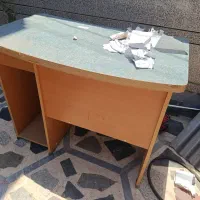 میز کامپیوتر چوبی