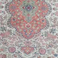 ۲ فرش دستبافت تمام ابریشم|فرش|خرم‌آباد, |دیوار