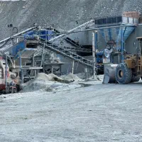 کارگر حرفه ای ماسه شویی