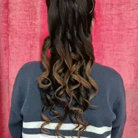 خدمات میکاپ و شنیون