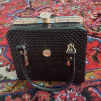 کیف مجلسی|کیف، کفش، کمربند|تبریز, |دیوار