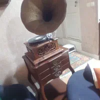 گرامافون آنتیک  چوب راش قدیمی هندلی سالمصفح