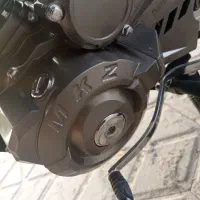یک دستگاه موتورسیکلت هندا۲۰۰