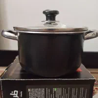 دو عدد قابلمه اکبند با قوطی ظرفیران