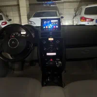 مگان ۹۱. ۲۰۰۰ اتومات