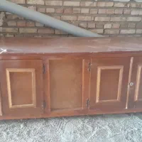 یک عدد کمد لباس درحد نو