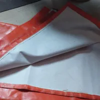 پرده چرم ارایشگاه