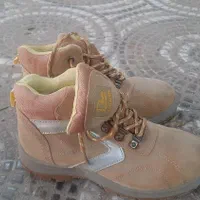 دو عدد کفش ایمنی مشکی سایز ۴۲ و زرد سایز ۳۹|کیف، کفش، کمربند|تبریز, |دیوار