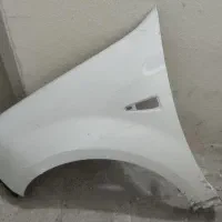 رنو ساندرو ،گلگیر جلو چپ رنو ساندرو،چراغ جلو راست