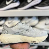 کتونی بروکس گلیسیرین ۲۱ رنگ کرم|کیف، کفش، کمربند|تهران, باشگاه نفت|دیوار